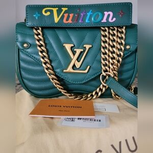 LOUIS VUITTON NEW WAVE,PM AUTHENTIC!